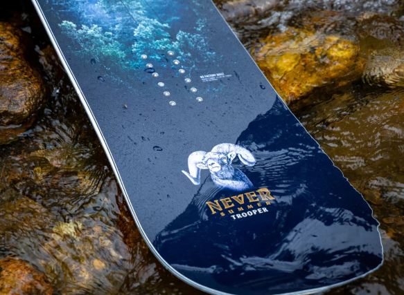 Heren snowboardsNever Summer TrooperArno over de Trooper