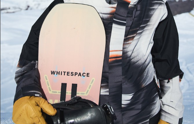 Whitespace AMF TWIN Alpenglow Alles over de Whitespace AMF Twin