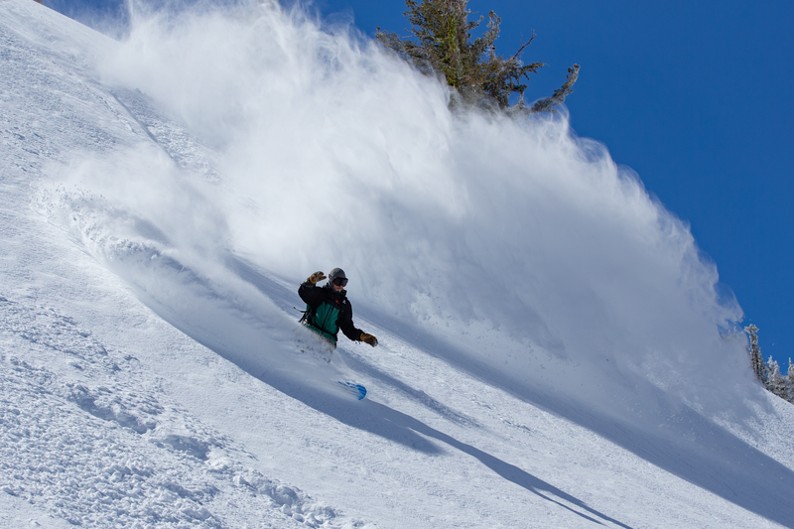 Jones Frontier 2.0Snowboardspecialist van Sideways aan het woord