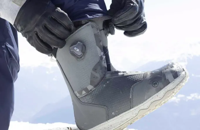 Nidecker Rift WhiteSnowboardspecialist van Sideways aan het woord