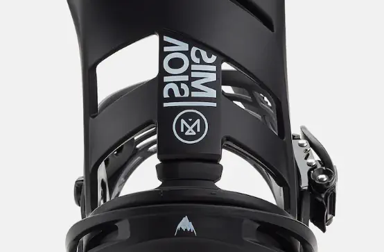 Burton Mission BlackSnowboardspecialist van Sideways aan het woord