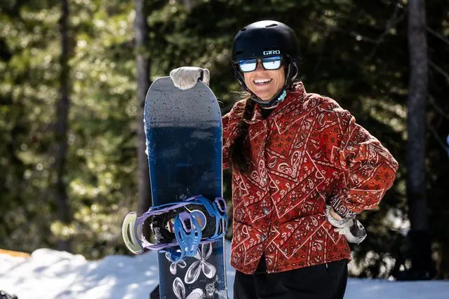Gnu GlossSnowboardspecialist van Sideways aan het woord