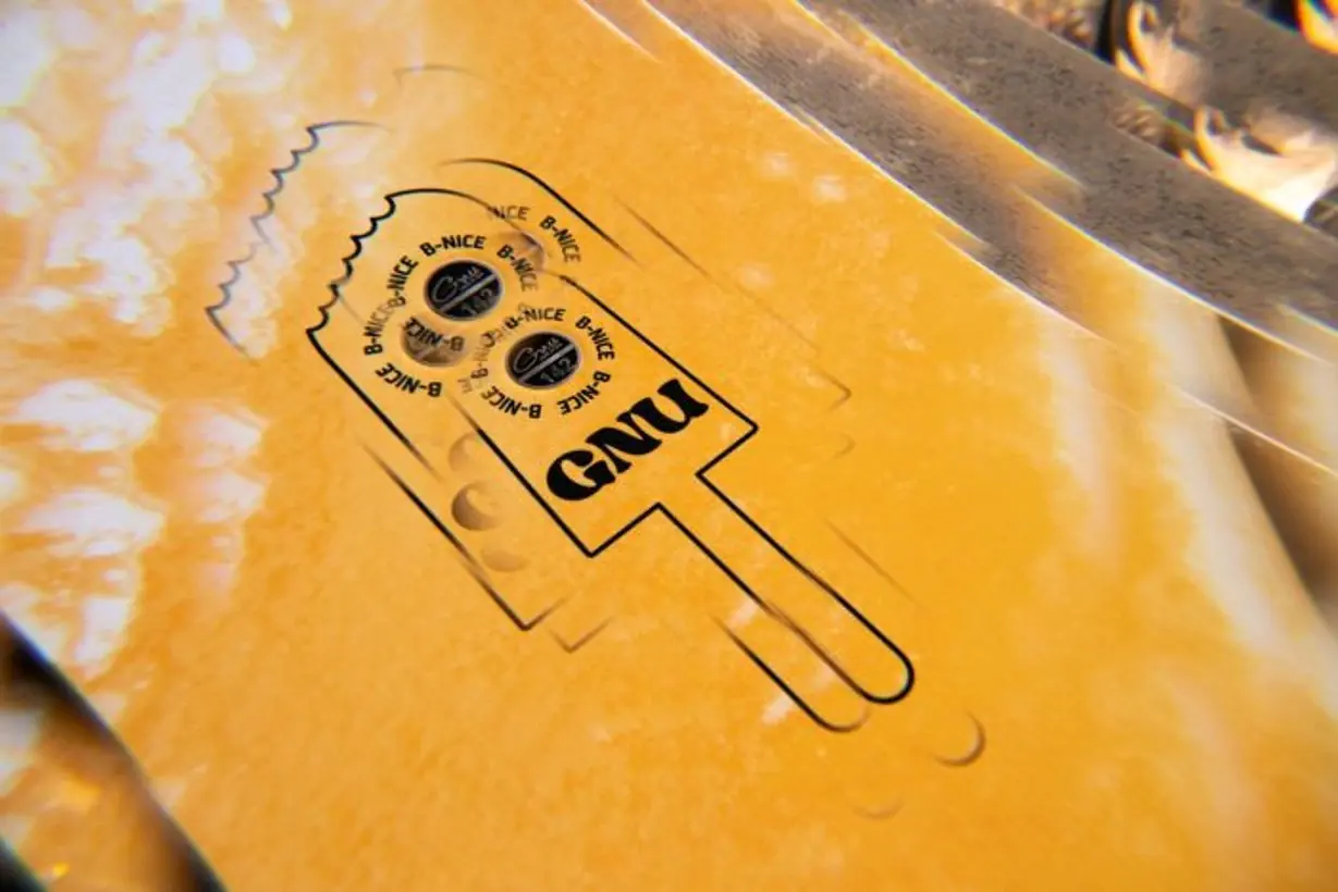Gnu B NiceSnowboardspecialist van Sideways aan het woord