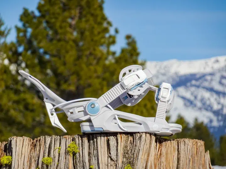 Flow Mayon GraySnowboardspecialist van Sideways aan het woord