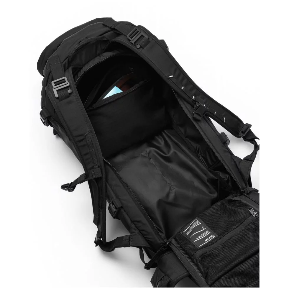 DB\u0020Snow\u0020Pro\u0020Backpack\u002032L\u0020Black\u0020Out