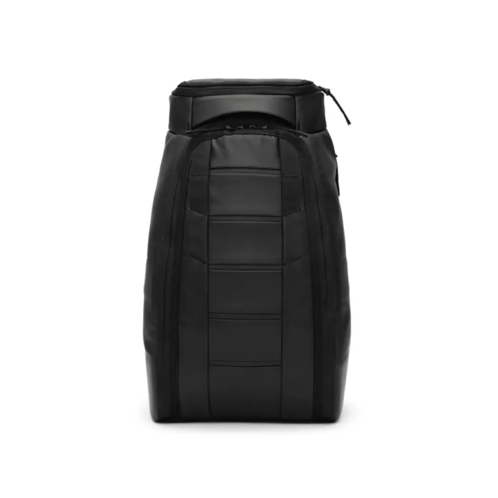 DB Hugger Backpack 20L Black Out