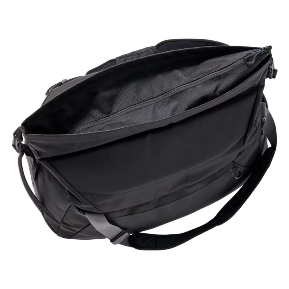 Burton\u0020Multipath\u002060L\u0020Expandable\u0020Duggle\u0020Bag\u0020true\u0020black\u0020ballistic