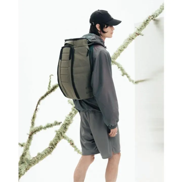 DB Hugger Backpack 25L Forest Green