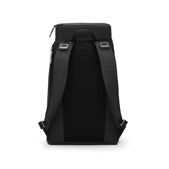 DB\u0020Hugger\u0020Backpack\u002030L\u0020Charcoal\u0020Grey